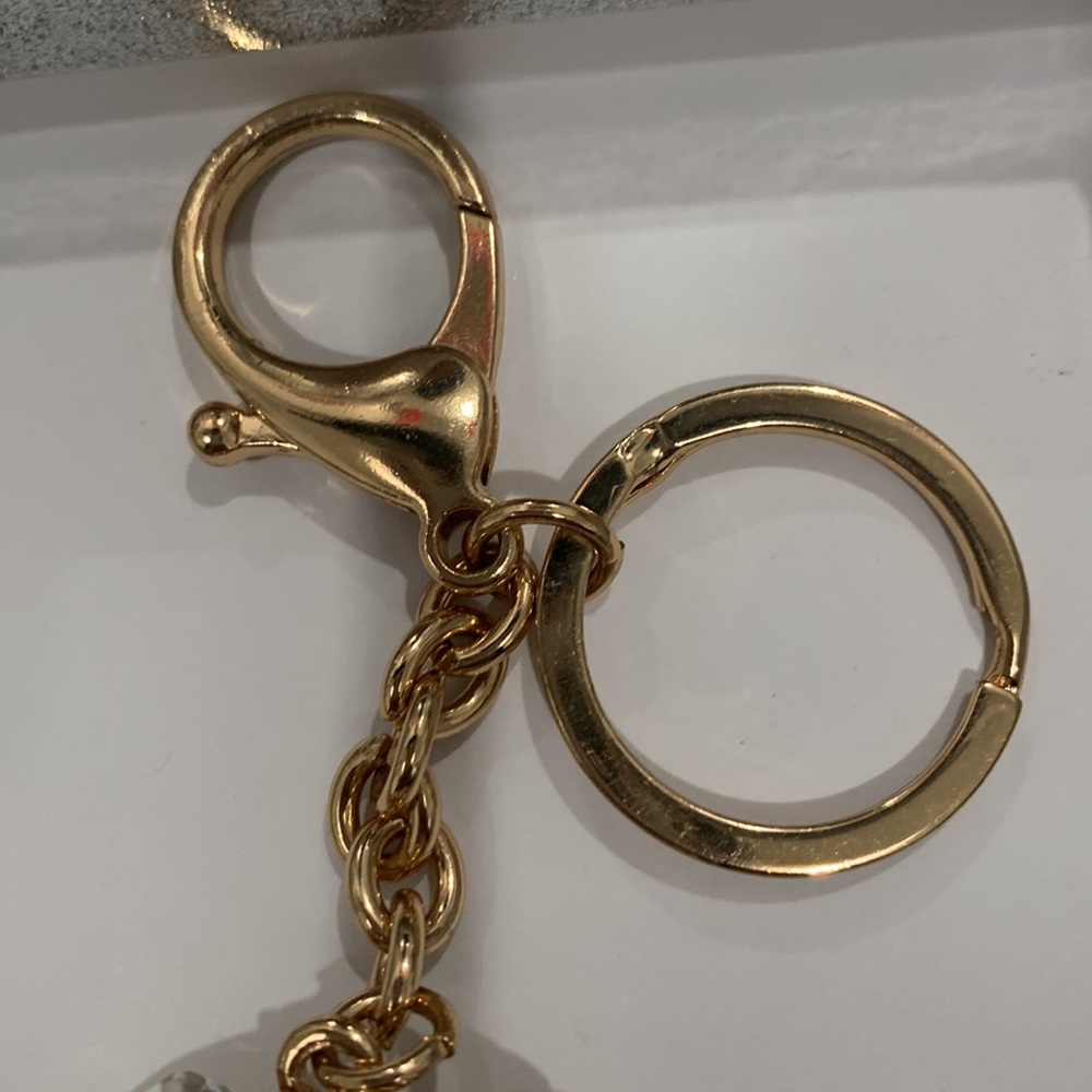 Elephant Keychain - Picture 4 of 5
